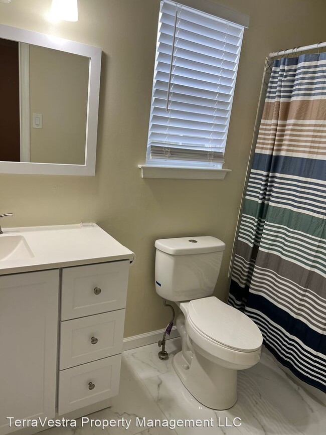 Building Photo - 2 br, 2 bath House - 140 Crestmont Dr Unit...