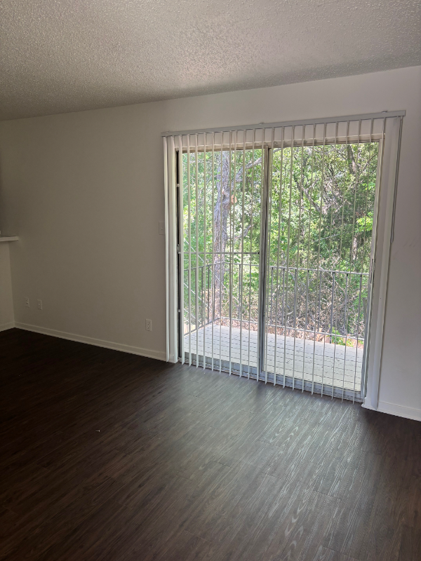 Foto del edificio - 2906 Sweeney Ln