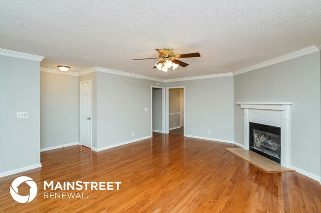 Building Photo - 1325 Malvern Dr