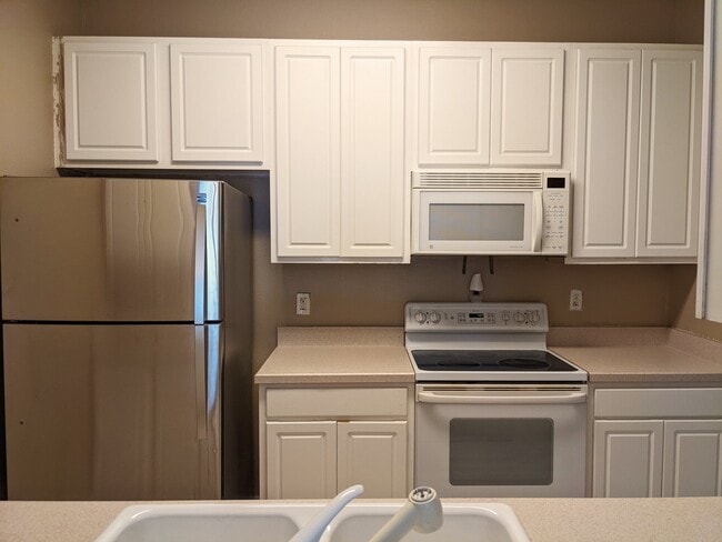Foto del edificio - 588 Brantley Terrace Way
