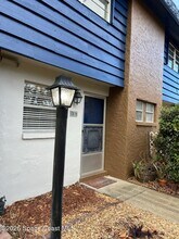 Building Photo - 2497 Country Club Dr