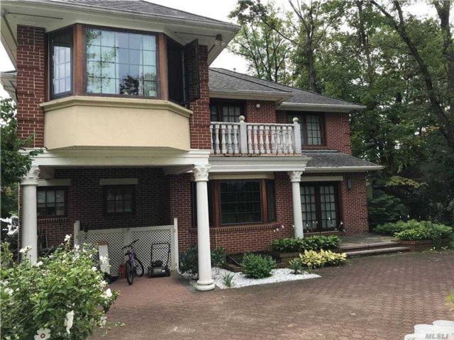 Primary Photo - 29 Beach Rd