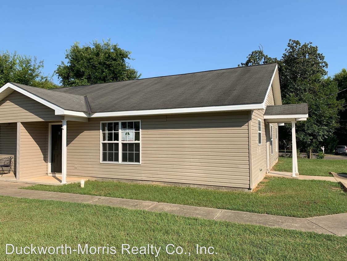 1947 Fosters Ferry Rd, Tuscaloosa, AL 35401 Room for Rent in Tuscaloosa, AL