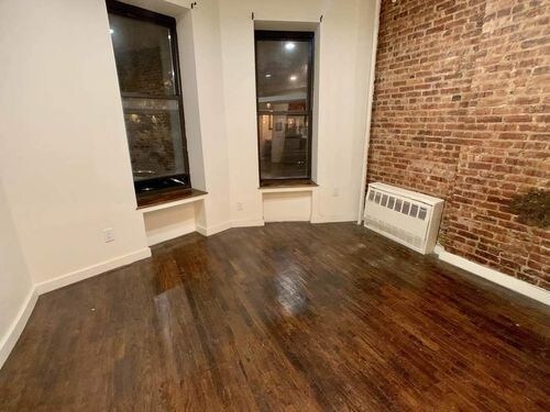 Foto del edificio - 1490 Bedford Ave