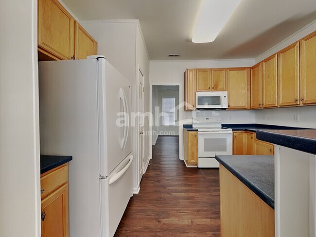 Building Photo - 5716 Keowee Way