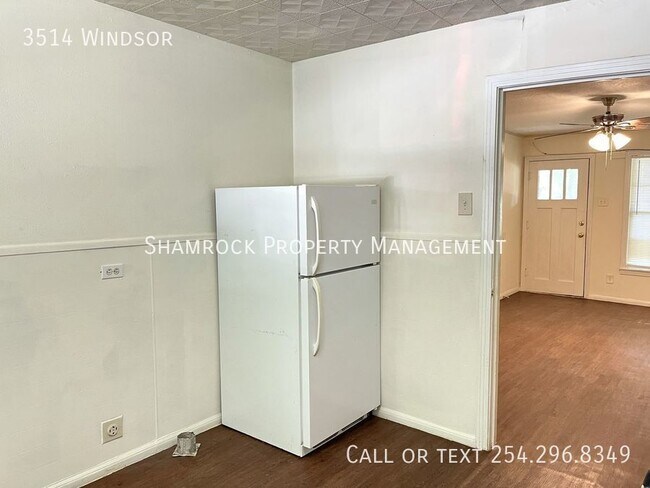 Foto del edificio - Cute 2/1 Duplex in Waco!