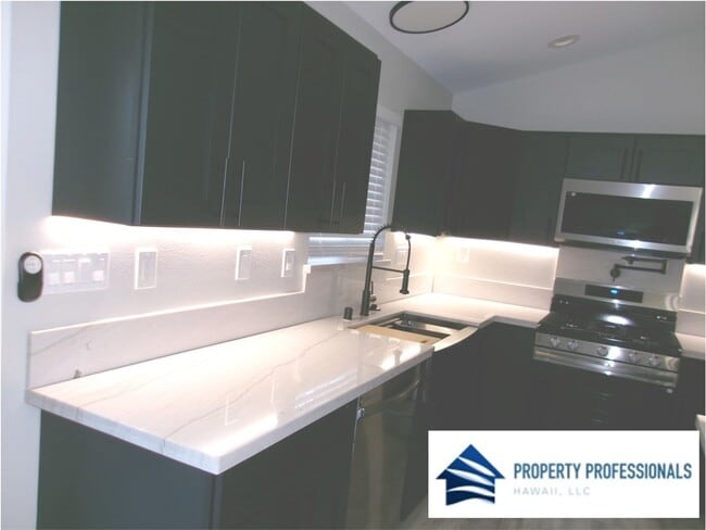 Building Photo - Brand New!