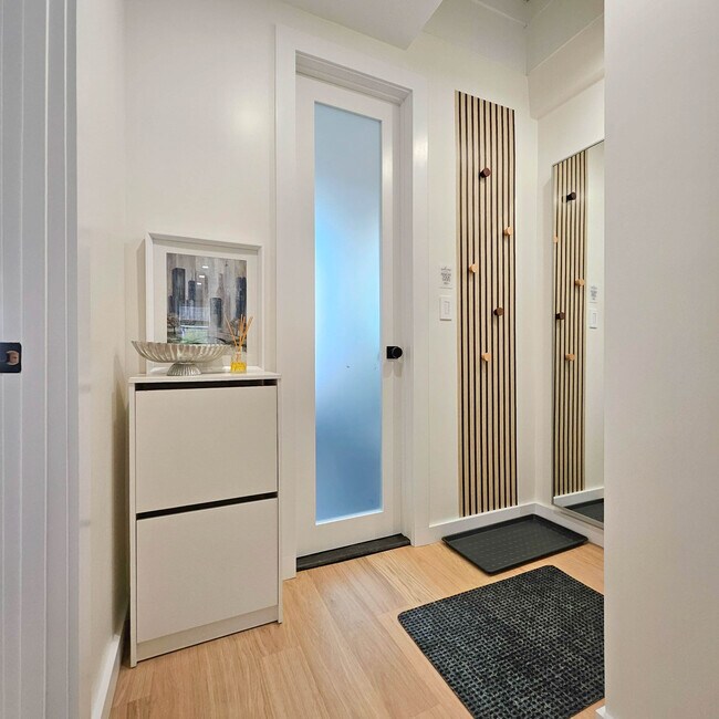 Foto del edificio - 3239 46th St