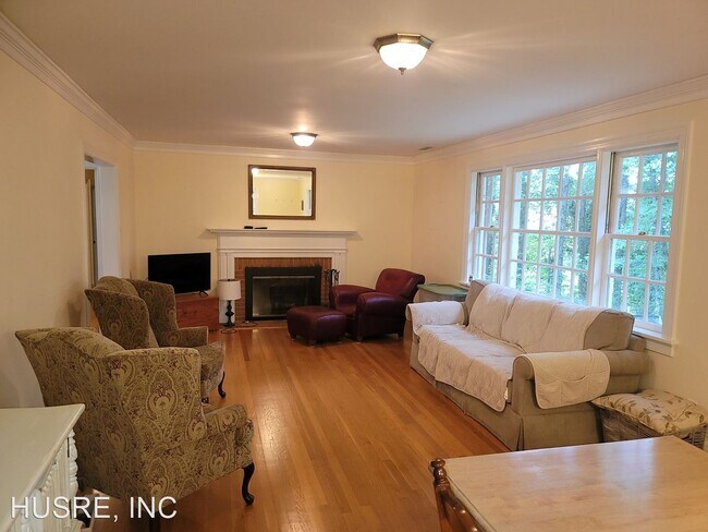 Foto del edificio - 4 br, 3 bath House - 8790 River Road