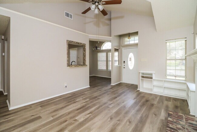 Foto del edificio - 8409 Tallahassee Ln