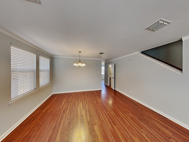 Foto del edificio - 3421 Highpoint Dr