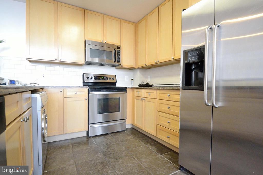 Primary Photo - 111 S 15th St
