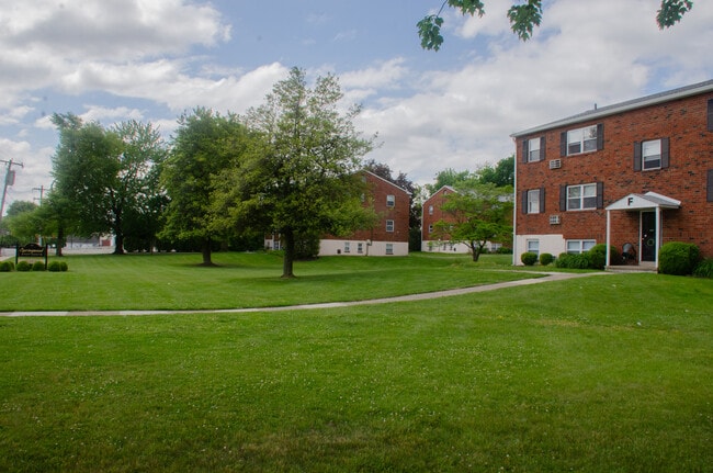 Building Photo - Springwood Apartments