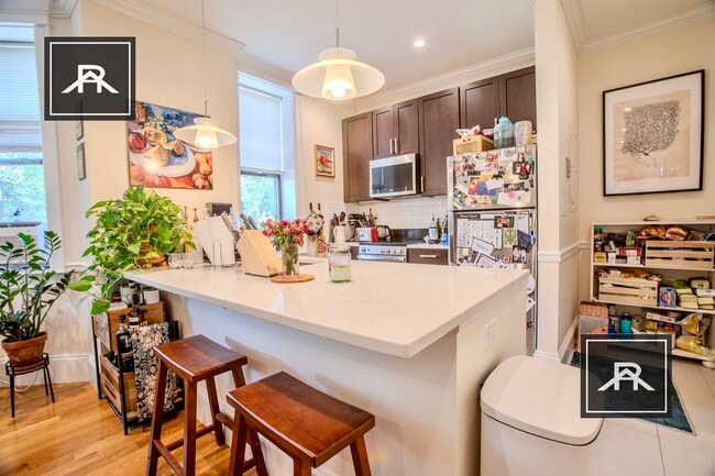 Building Photo - 1340 Commonwealth Ave