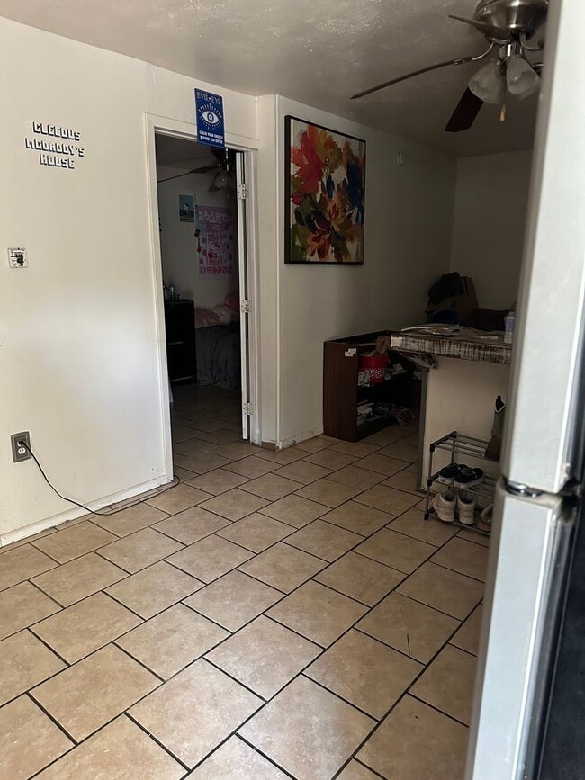 Building Photo - 1393 Amarillo St