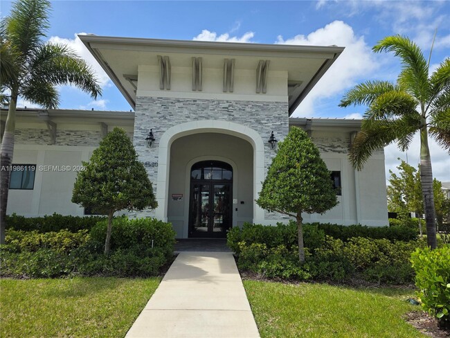 Foto del edificio - 28667 SW 132nd Ct