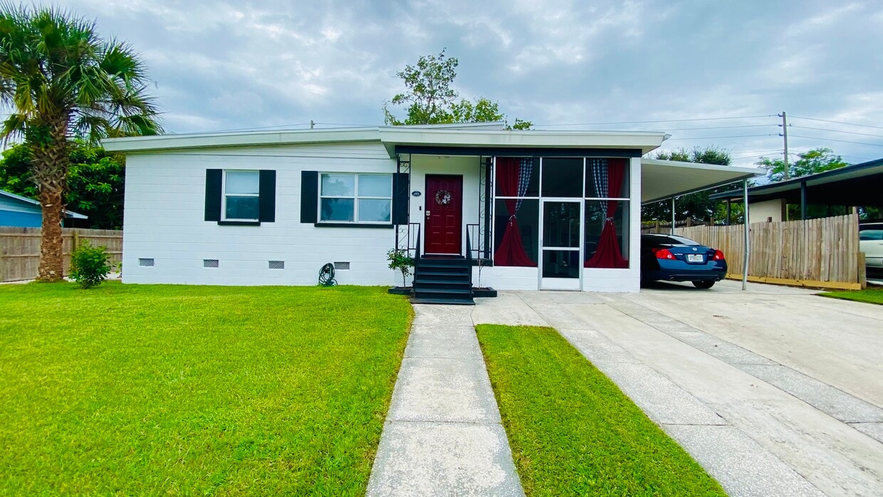 House - 409 Westover St