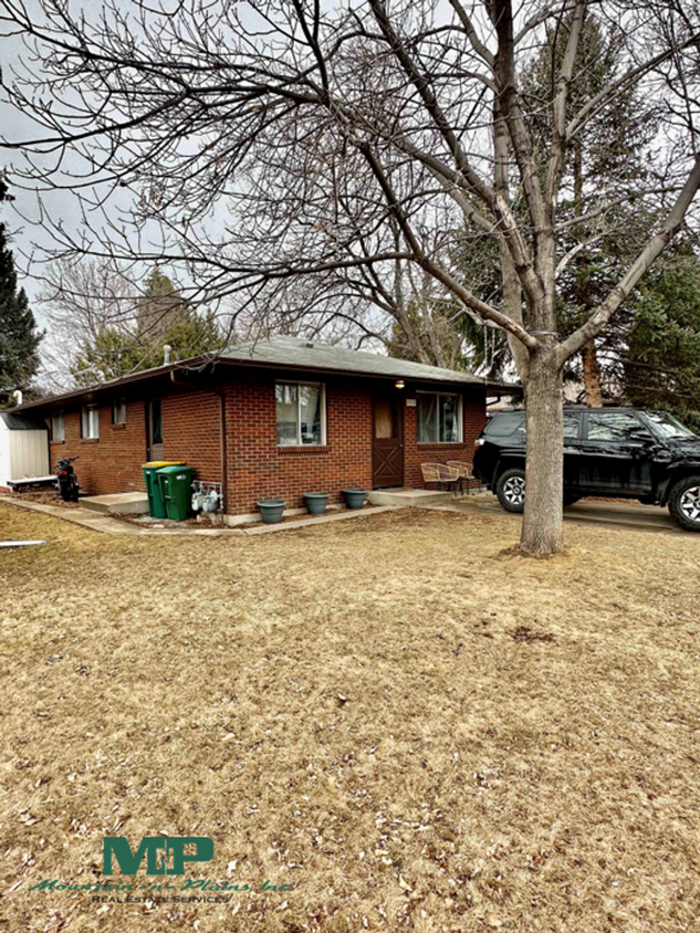 Primary Photo - 1112 Cypress Dr
