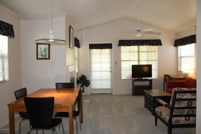 6885 E Cochise Rd Unit 211 Paradise Valley Az 85253 Apartment