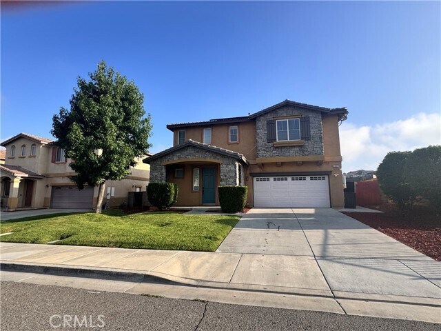 Building Photo - 41023 Chambord Dr