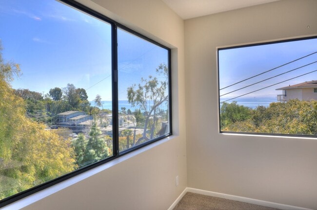 Foto del edificio - 2235 Calle Culebra