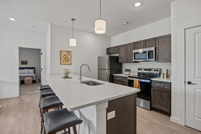 Foto del edificio - Midland Pointe at Lake Norman