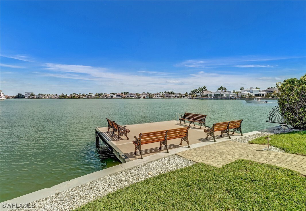 Foto del edificio - 3420 Gulf Shore Blvd N