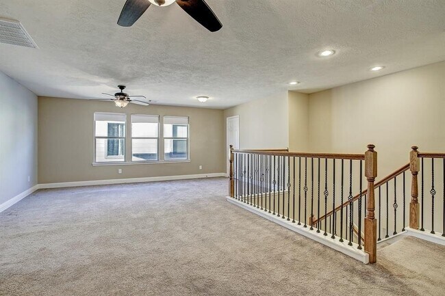 Foto del edificio - 11022 Avery Oaks Ln