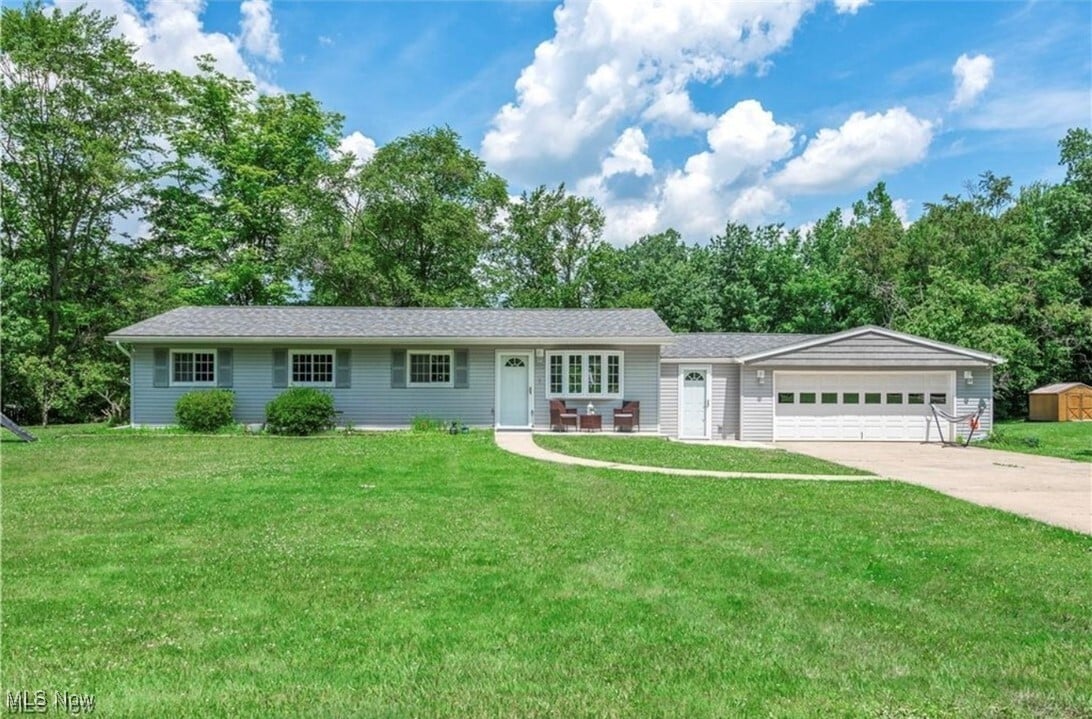 Primary Photo - 794 Robinhood Dr