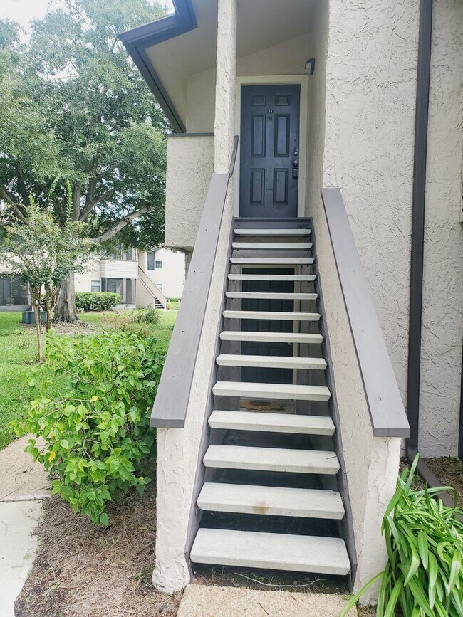 Building Photo - Beautiful 1BD/1BA Condo in Winter Park!