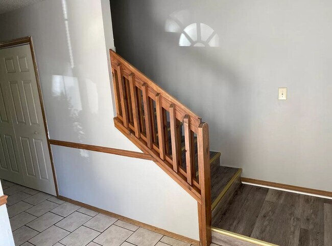Foto del edificio - 2 Bedroom / 1.5 Bathroom Townhouse w/ Fenc...