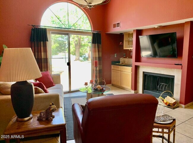 Foto del edificio - 2644 W Desert Cove Ave