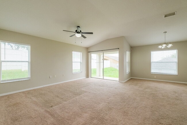 Foto del edificio - 7608 Mt Laurel Dr