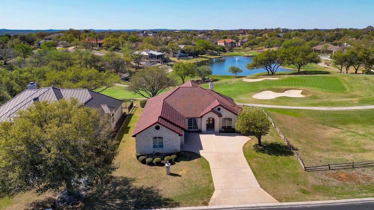 Foto principal - 1100 Broken Hills Dr