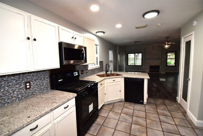 Foto del edificio - 21022 Creek Edge Ct