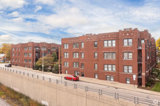 Building Photo - 629-647 Garfield St