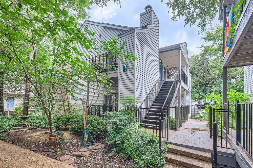 Foto principal - 802 S 1st St