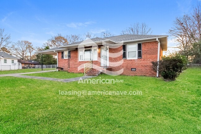 Building Photo - 2425 Hunt Club Rd