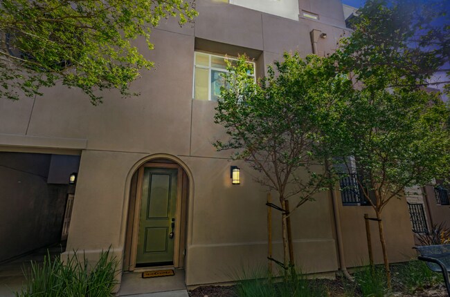 Photo - 5211 S Esprit Loop Townhome