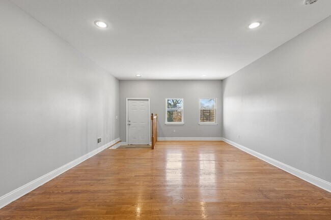 Foto del edificio - 1005 N Arlington Ave