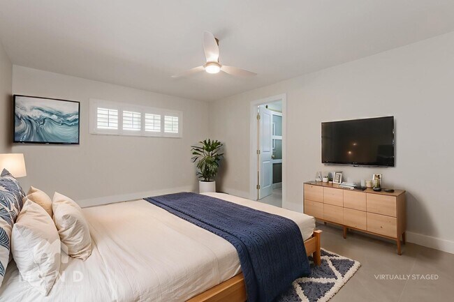 Foto del edificio - 10100 Paradise Blvd