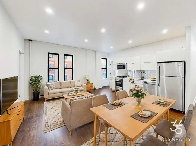 44th Street - 44th Street Apartment