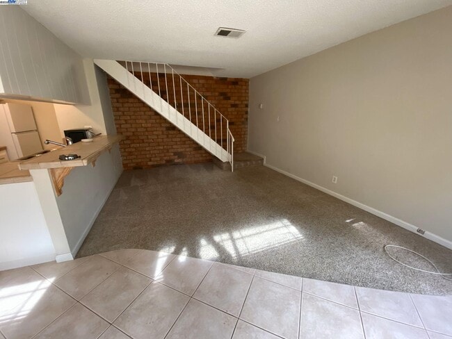 Foto del edificio - 2114 Peppertree Way