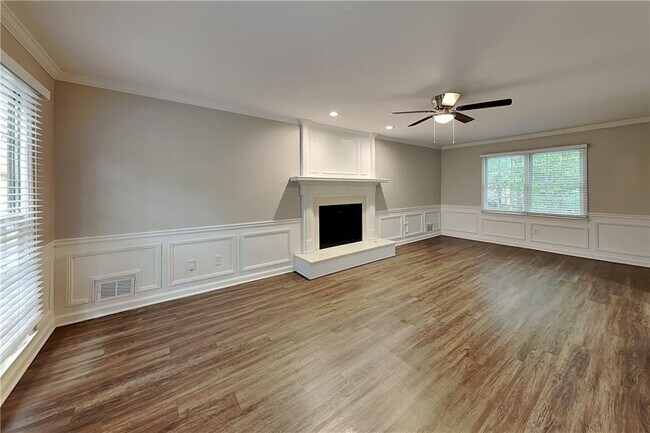 Foto del edificio - 2052 Sumter Ct