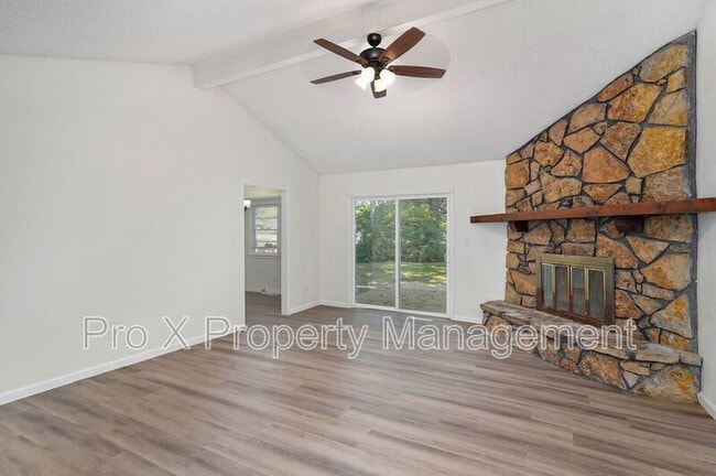 Foto del edificio - 2849 E Eastwood St