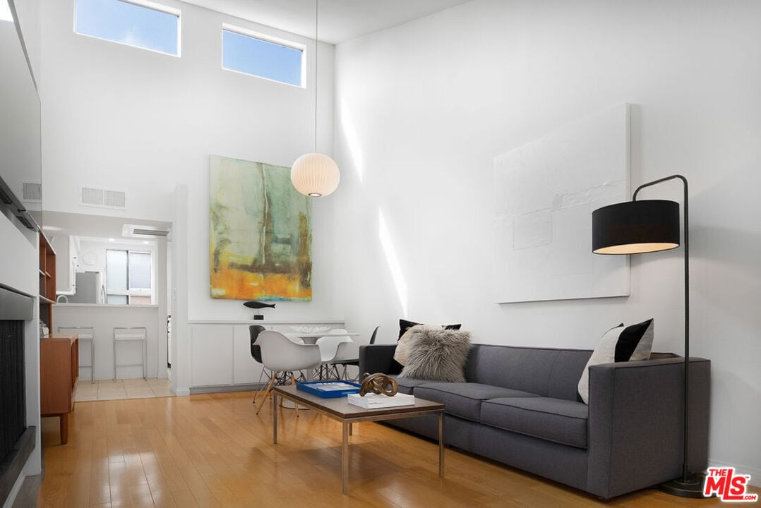 Foto principal - 943 12th St