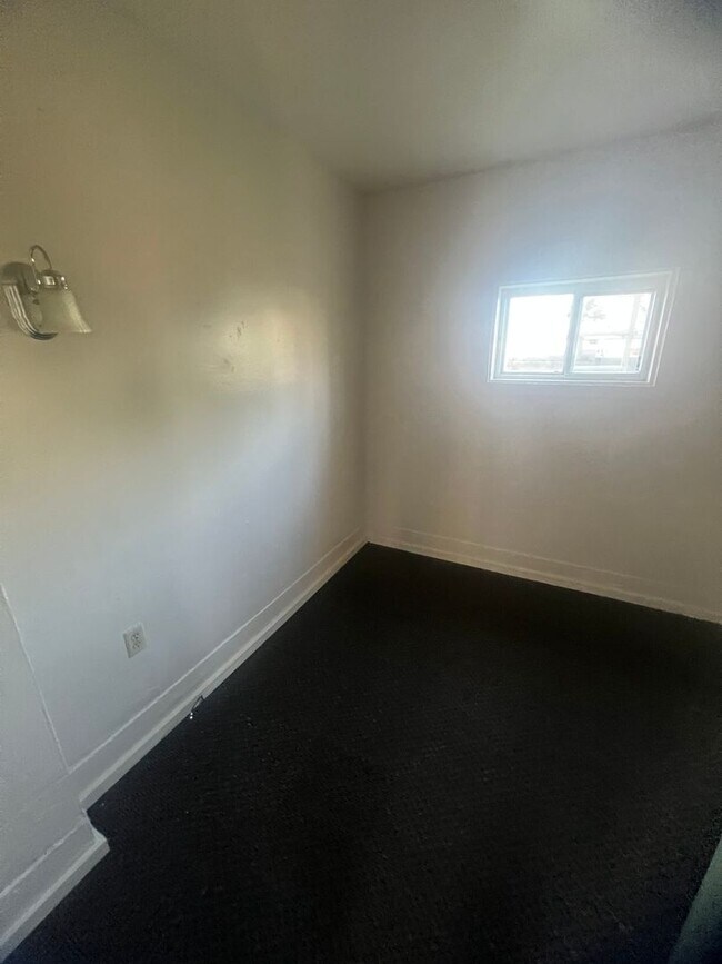 Foto del edificio - 1018 MCCARTER