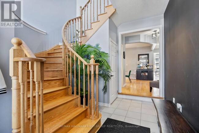 Building Photo - 307 Northglen Blvd