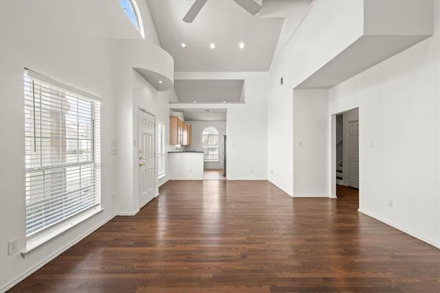 Building Photo - 8400 Hickory St
