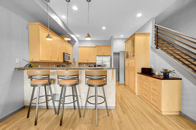 Foto del edificio - 4158 Longview Ln